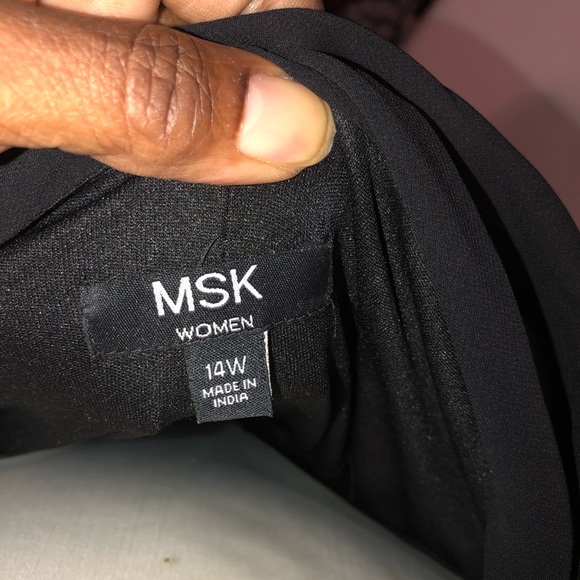 Little black dress again, drop back and front - Picture 4 of 7